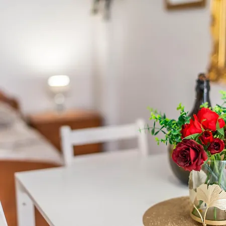 Giovanna Boutique & Pool ゲストハウス