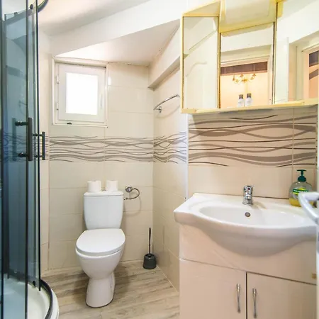 Giovanna Boutique & Pool *