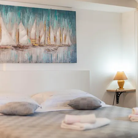 Giovanna Boutique & Pool Guest house