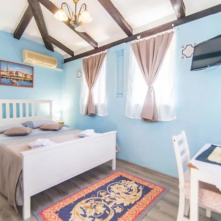Giovanna Boutique Rooms&pool