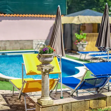 Giovanna Boutique Rooms&pool 3*