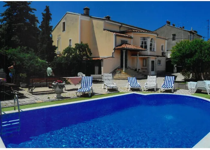 Giovanna Boutique & Pool