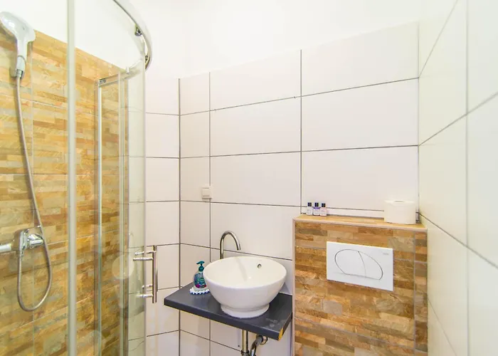 Giovanna Boutique & Pool