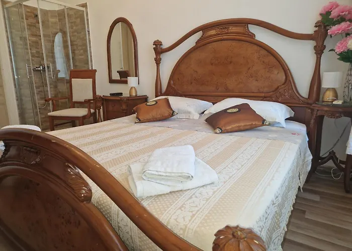 Giovanna Boutique & Pool