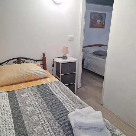 בית הארחה Giovanna Boutique & Pool *