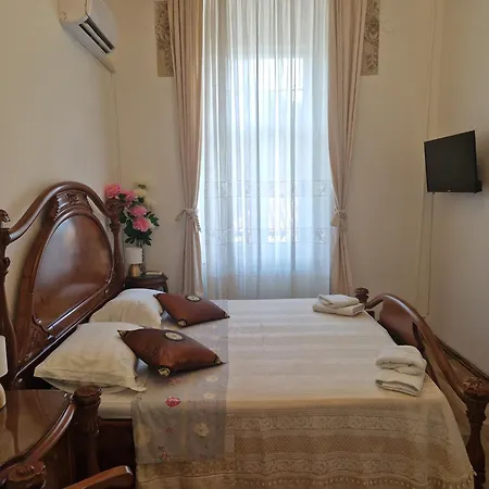 Giovanna Boutique & Pool