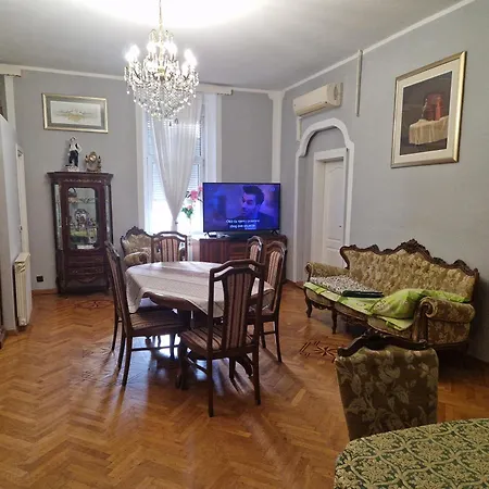 Giovanna Boutique & Pool Gostinjska kuća Pula