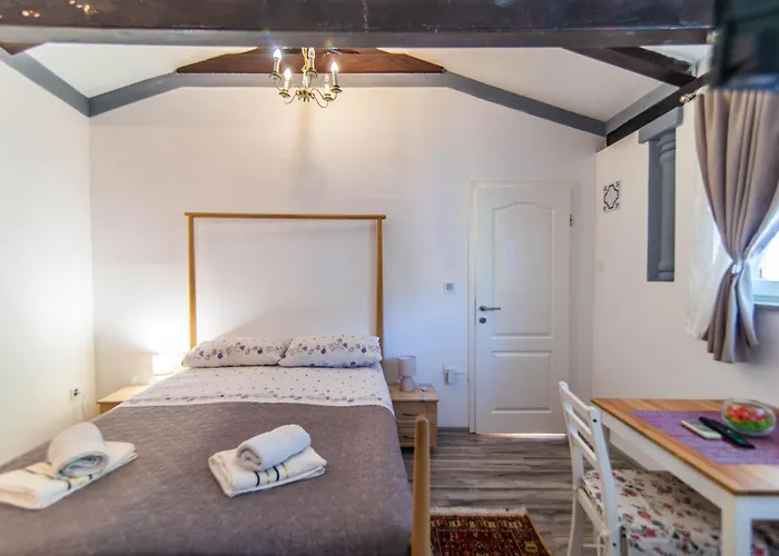 Giovanna Boutique & Pool Gostinjska kuća Pula