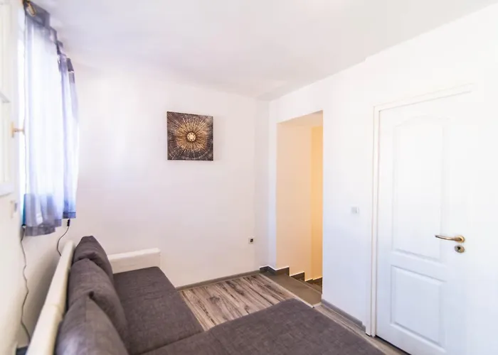 Giovanna Boutique & Pool Pula