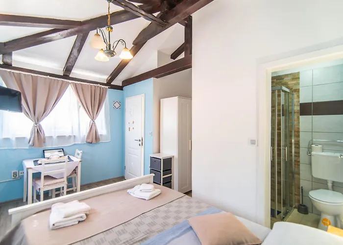 Giovanna Boutique & Pool Pula