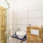 Giovanna Boutique Rooms&pool