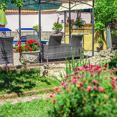 Giovanna Boutique & Pool * Póla